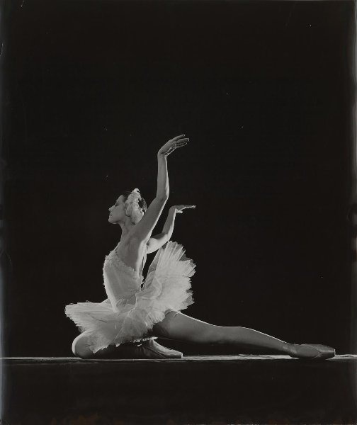 Самая известная балерина и муза Пьера Кардена: Майя Плисецкая в 10 фотографиях (фото 4)
