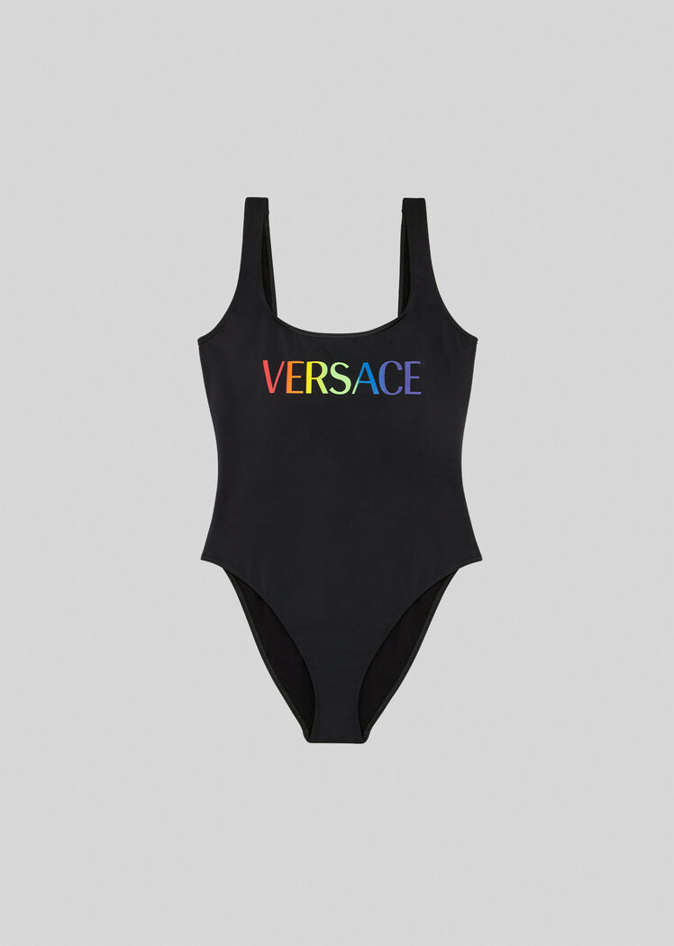 Versace выпустил капсульную коллекцию в поддержку ЛГБТ-сообщества (фото 2)