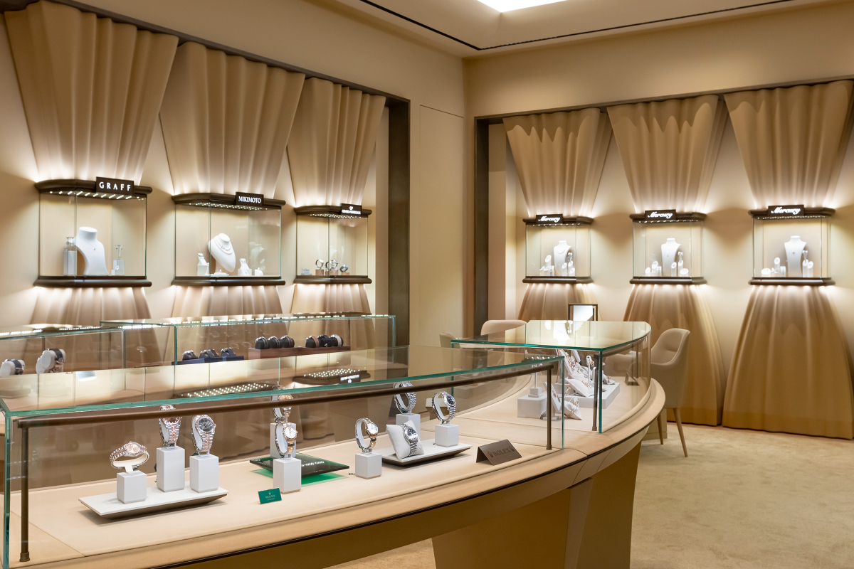 Mercury открыла ювелирно-часовой бутик в Hyatt Regency Sochi (фото 3)