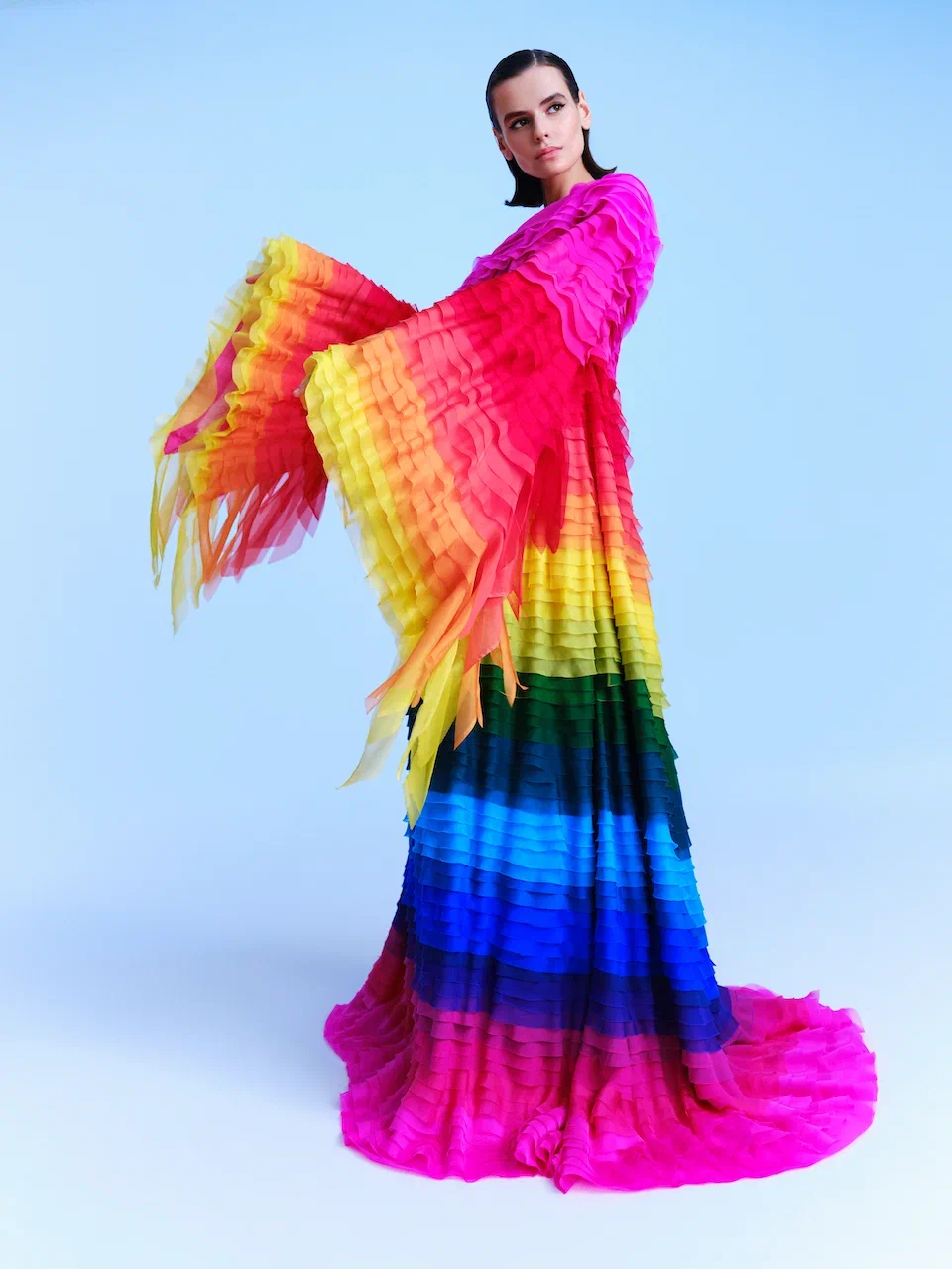 Палитра Сони Делоне и крылья. Из чего состоит коллекция Yanina Couture весна-лето 2022 (фото 8)