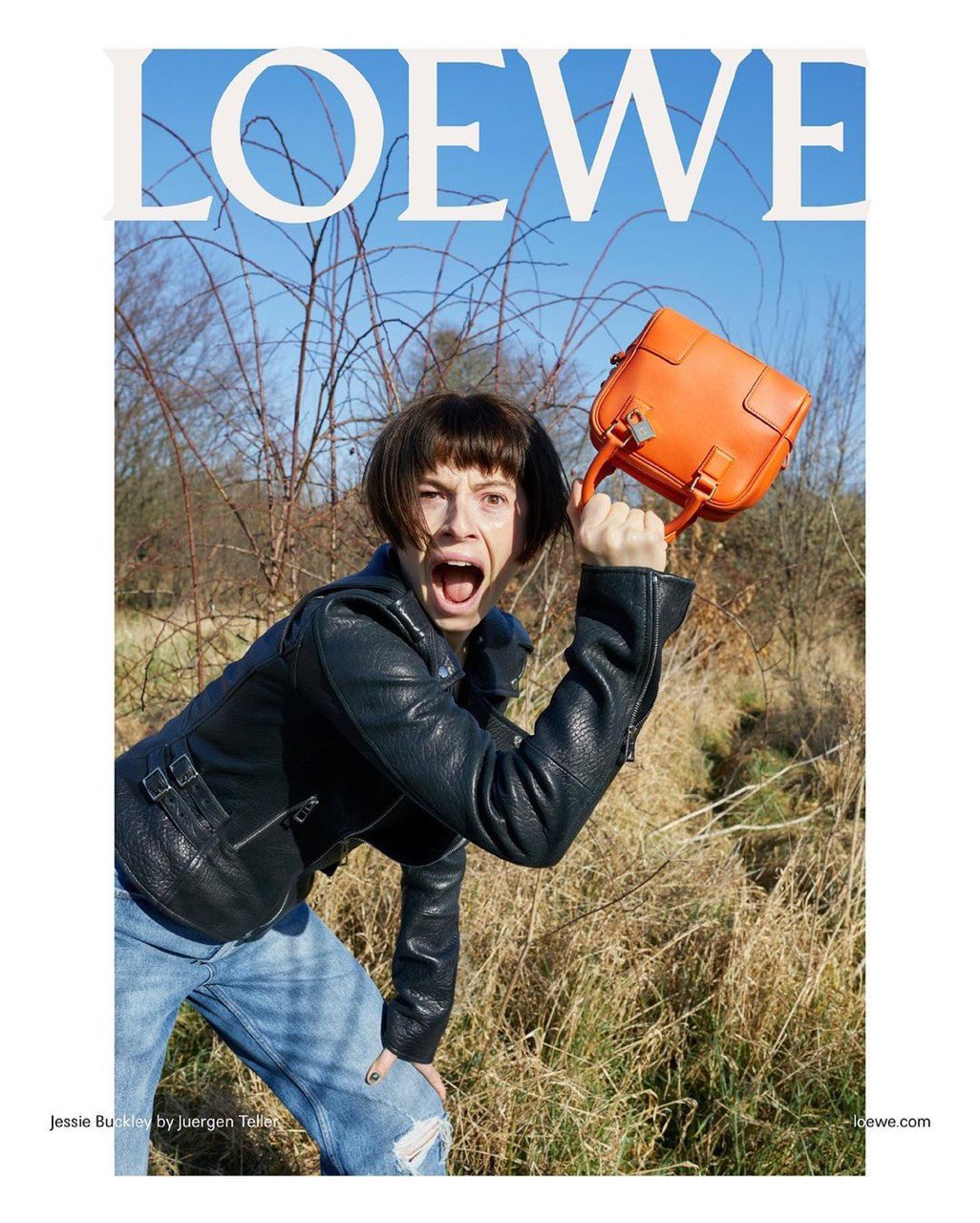 В новой кампании Loewe снялись Энтони Хопкинс и Кайя Гербер (фото 3)