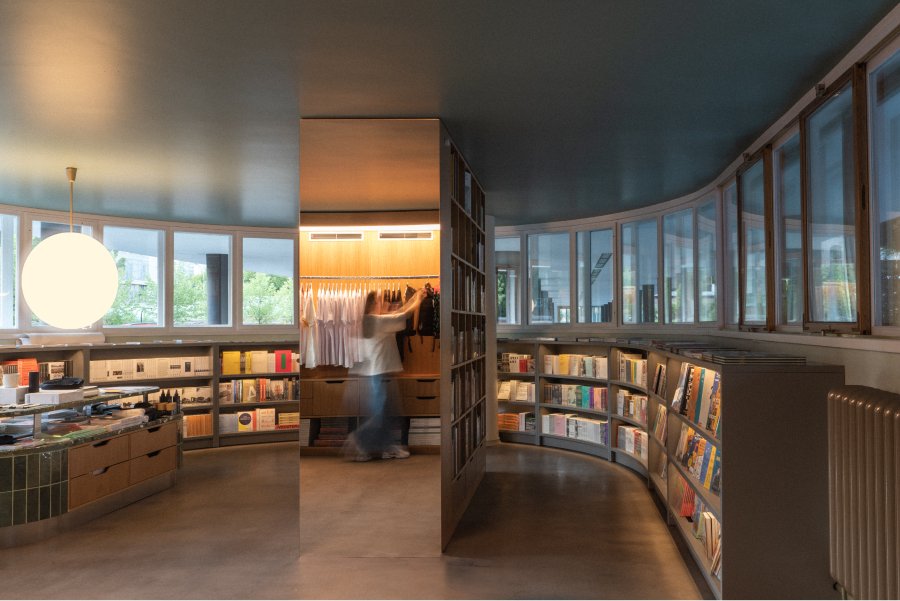 В Доме Наркомфина открылся книжный магазин «Гаража» (фото 4)