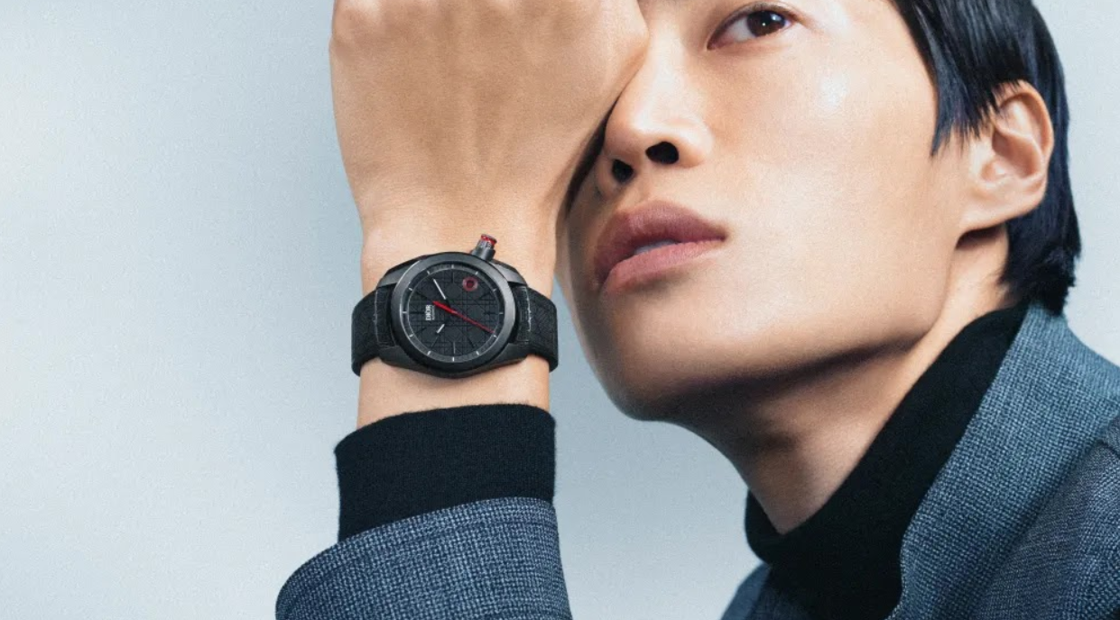Dior перезапускает линию мужских часов Chiffre Rouge (фото 1)