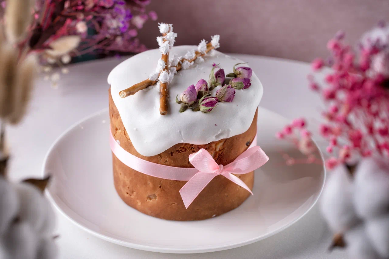 Куличи с малиновым соусом и десерты в виде кроликов: 13 самых интересных пасхальных предложений в Москве (фото 23)