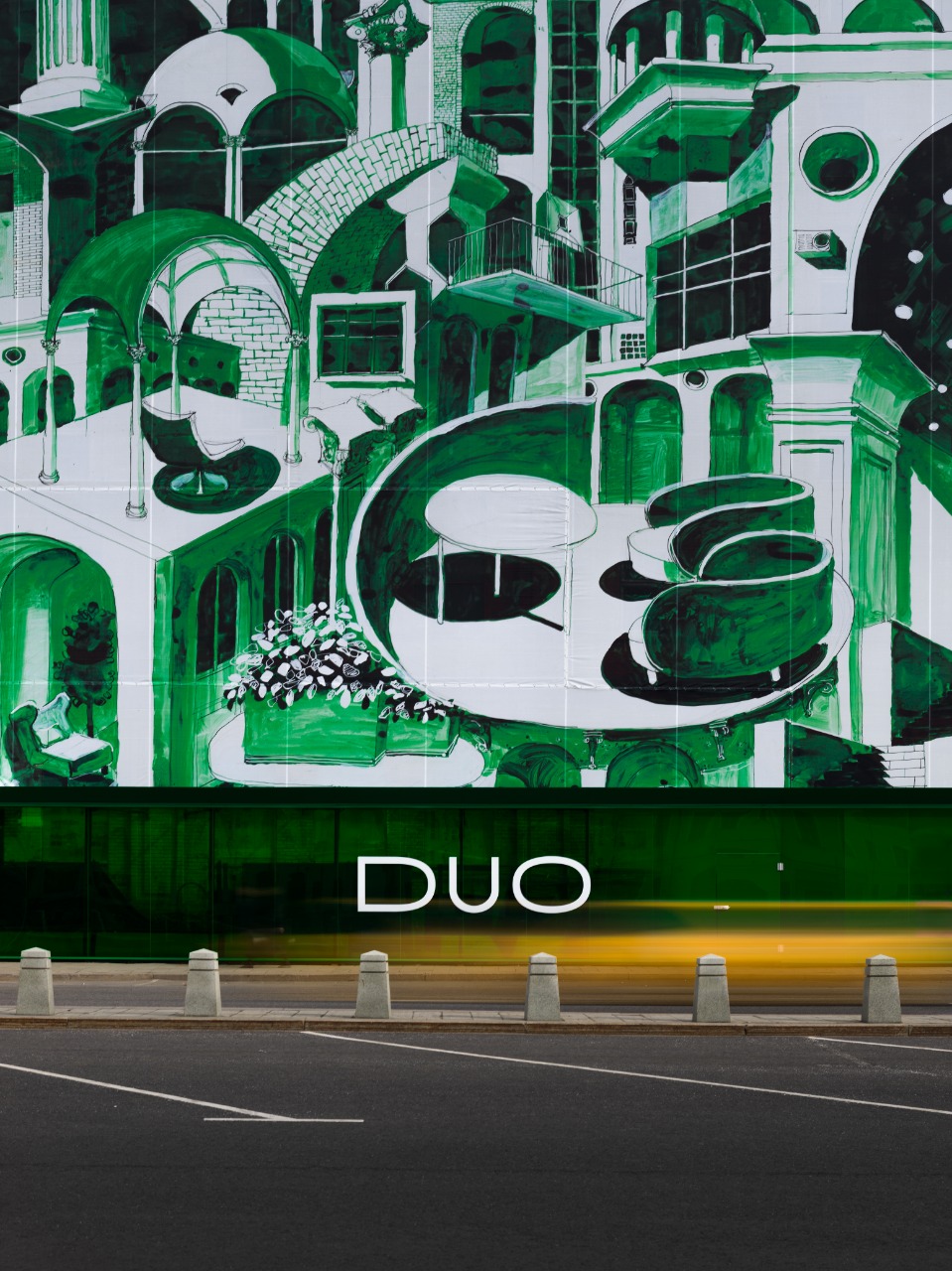 Работа художника Александра Дашевского появилась на фасаде клубного дома DUO (фото 5)