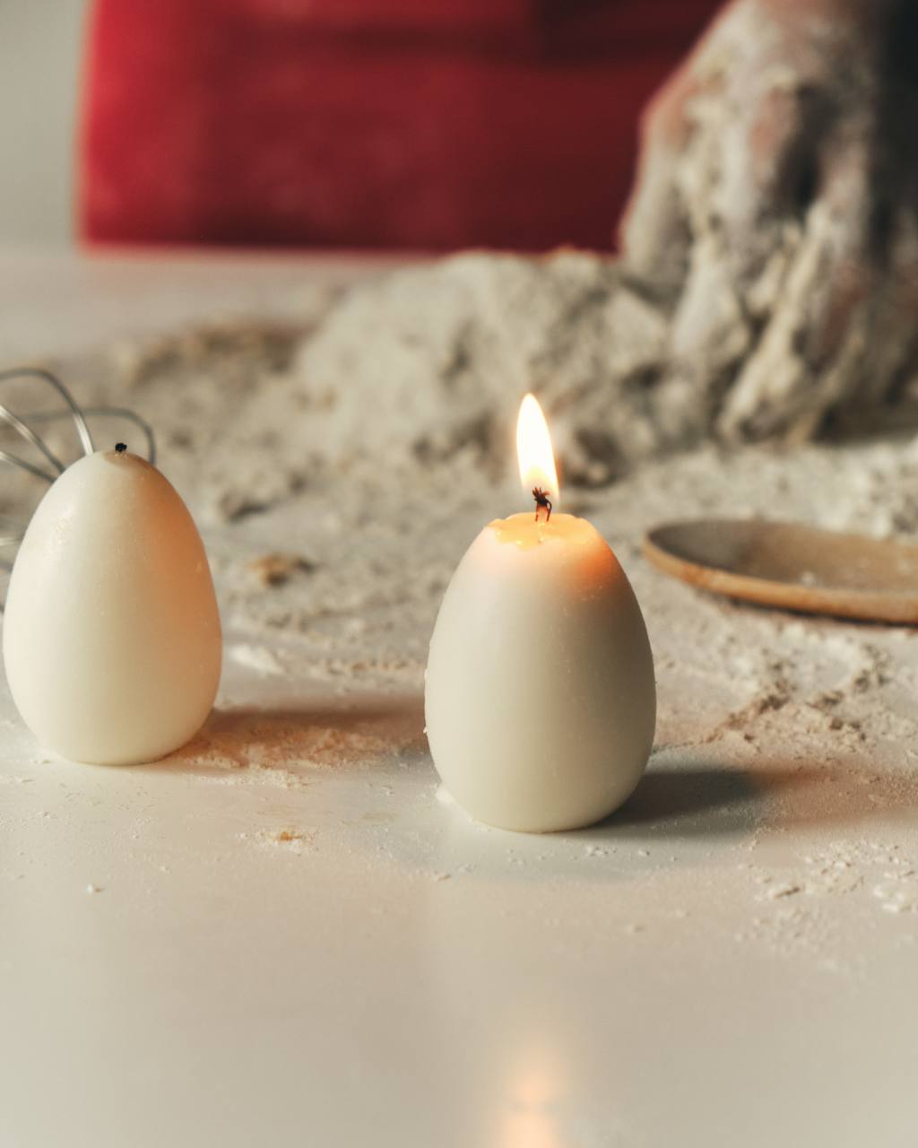 Бренд Predubezhdai выпустил свечи в виде пасхальных яиц (фото 3)