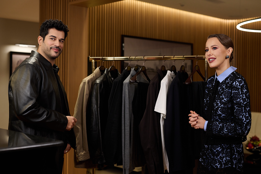 Ксения Собчак собрала образы Бураку Озчивиту на «Авито» (фото 1)