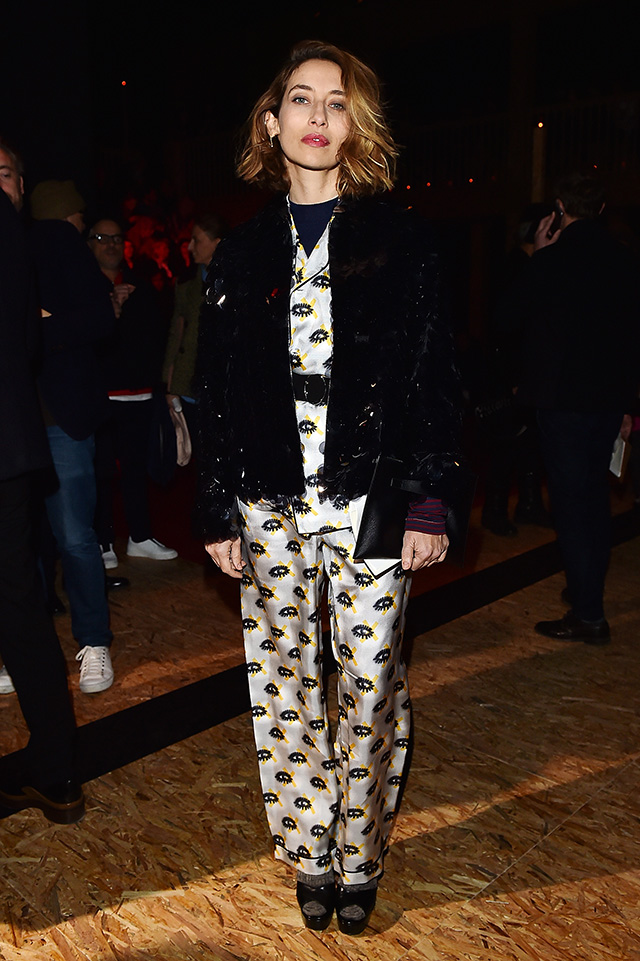 Александра Голованофф Гости показа Prada в Милане (фото 5)