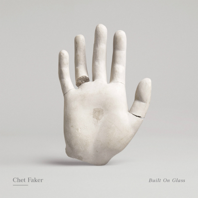 Чет Фэйкер — "Built On Glass"