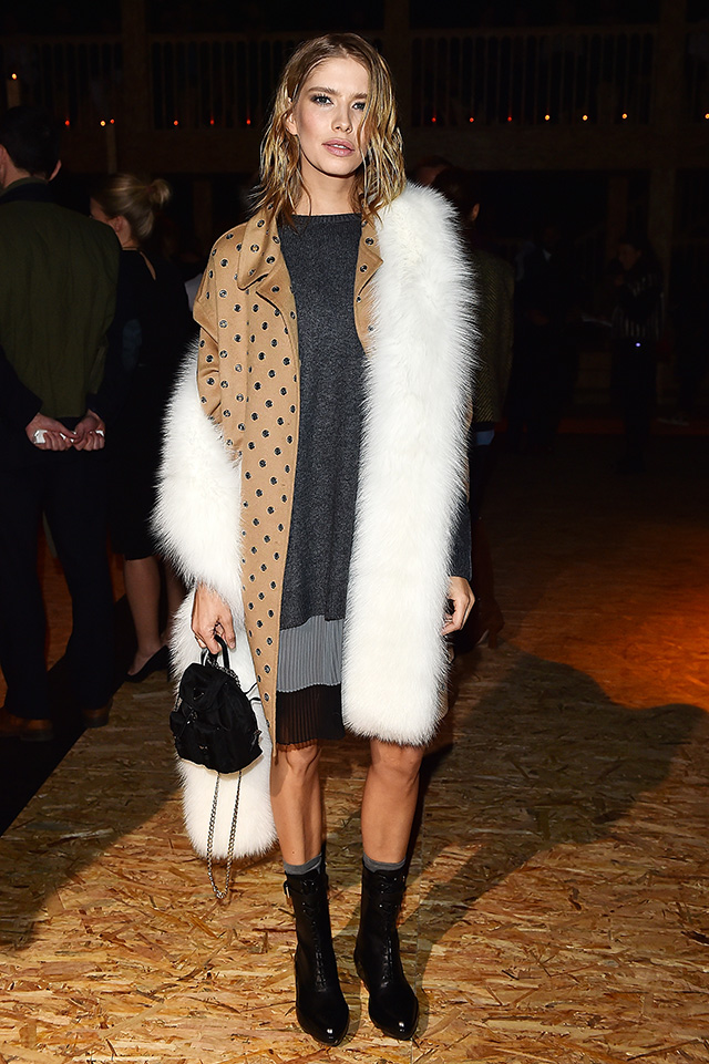 Елена Перминова Гости показа Prada в Милане (фото 3)