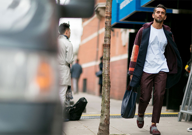 London Fashion Week A / I 2015: street style.  Terza giornata (10 foto)