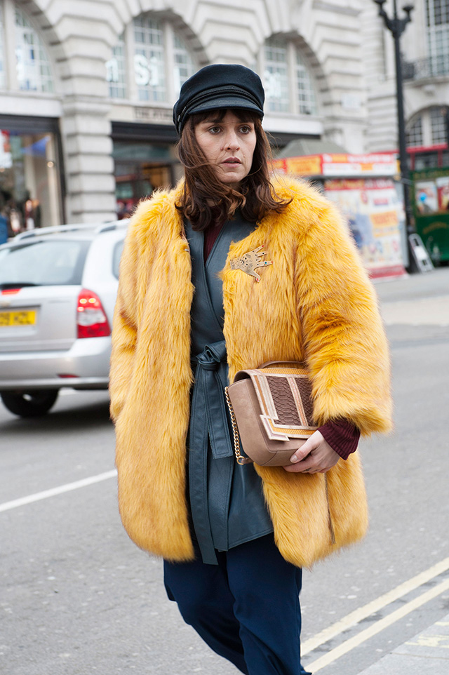 Неделя моды в Лондоне F/W 2015: street style. Часть 2 (фото 19)