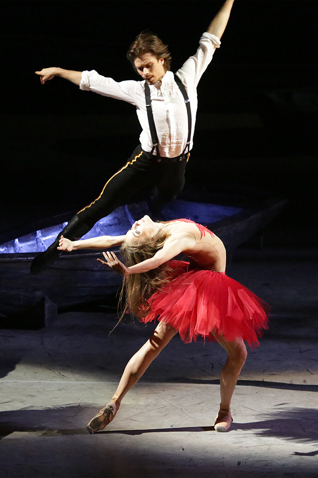 "Портрет, но не одного человека": балет "Герой нашего времени" в Большом театре (фото 1)