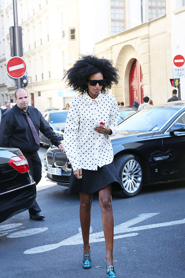 Неделя моды в Париже S/S 2015: street style. Часть IV (фото 2)