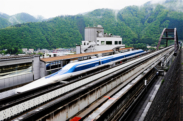 Японский поезд Maglev побил мировой рекорд скорости (фото 1)