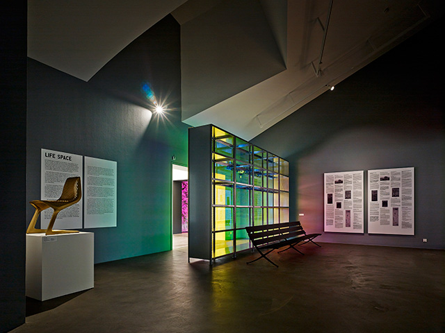 Инсталляции "мюнхенского проектировщика" в Музее дизайна Vitra (фото 4)