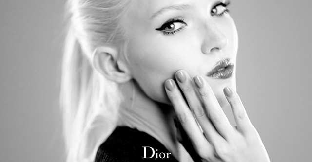 Саша Лусс в рекламной кампании туши Dior Addict (фото 3)