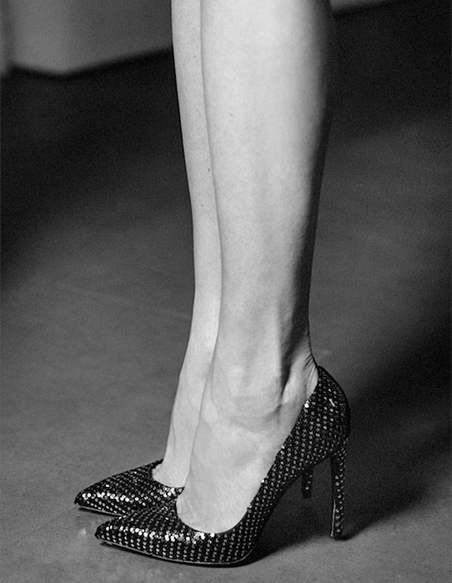 Весь мир у ваших ног: модные девушки и их любимые туфли Louis Vuitton (фото 3)