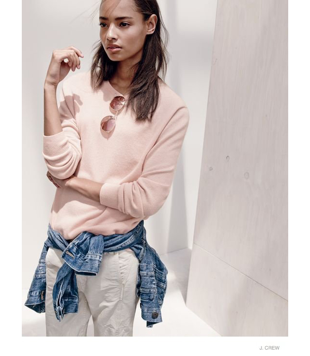 Малаика Ферт в новом лукбуке свитеров J.Crew (фото 1)