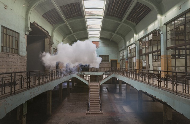 "Искусственные облака" Берднаута Смилде выставлены в Лондоне (фото 1)