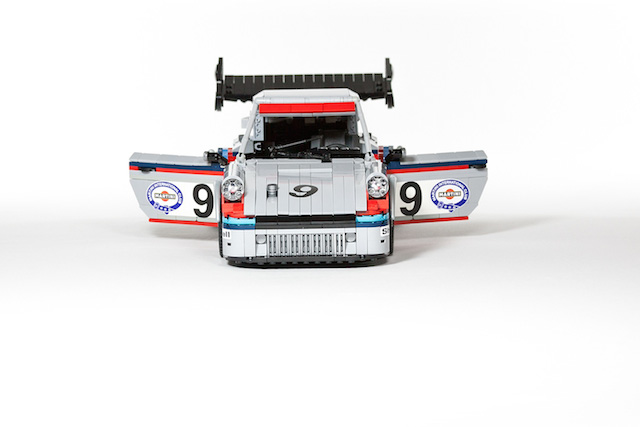 Набор гоночных автомобилей Porsche от LEGO (фото 1)