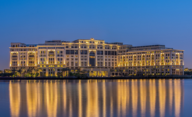 В Дубае открылся отель Palazzo Versace (фото 1)