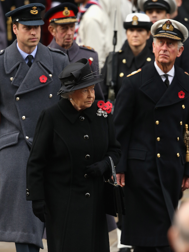 Королевская семья на церемонии Remembrance Sunday (фото 2)