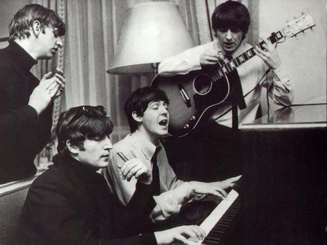 Выставка фотографий The Beatles в Four Seasons Hotel George V (фото 2)