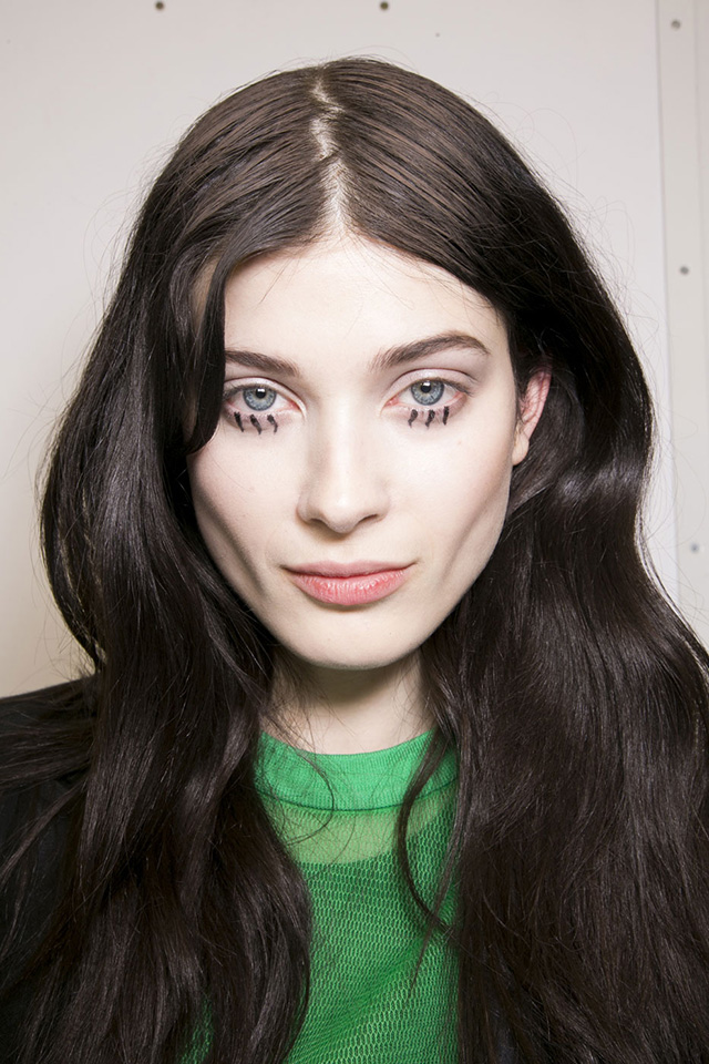Trend: in the style of Twiggy eyelashes (photo 4)