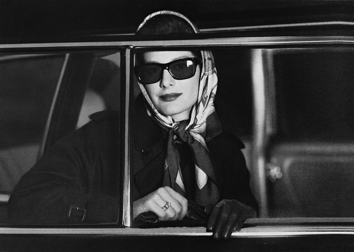 История: Каре Hermes (фото 1)