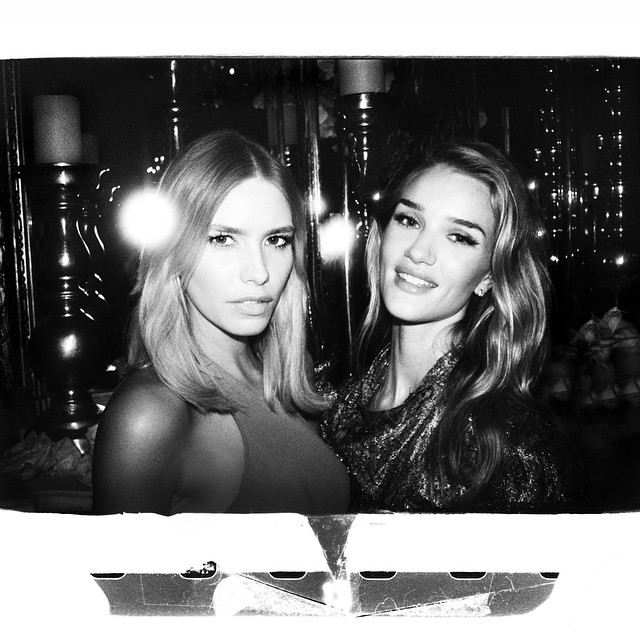 What a party it was!  Like a film frame by @GermanLarkin (always great pics darling !!!) from @juliarestoinroitfeld and @stuartweitzman party in Paris with gorgeous @rosiehw ️