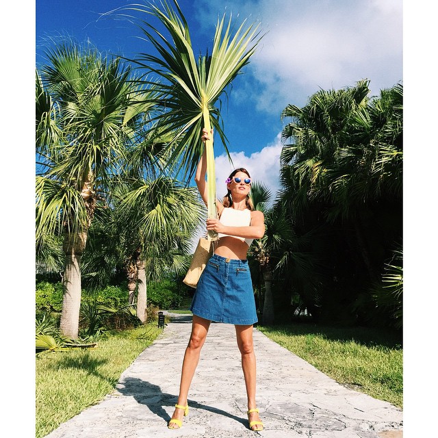 I'll just stay and work as a palm tree #turksandcaicos Top by @calvinklein skirt by @lover sandals by @maryam_nassir_zadeh