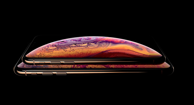 В Сети появился снимок двух моделей iPhone с новым цветом корпуса