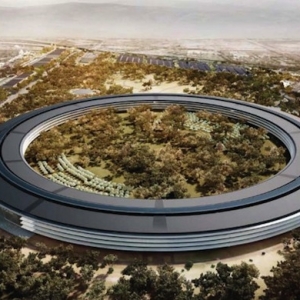 Кампус Apple в объективе летающего дрона