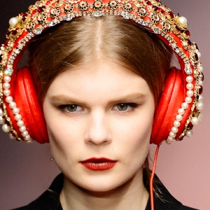Красота в деталях: образ с шоу Dolce &amp; Gabbana