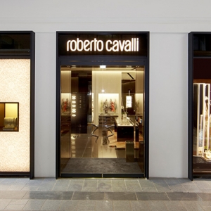 #CavalliНаш: ВТБ Капитал покупает акции Roberto Cavalli в августе