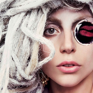 Леди Гага снова искупалась в ледяной воде