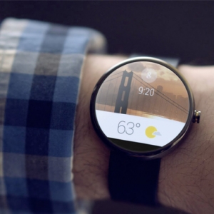 Google научит часы Android Wear общаться