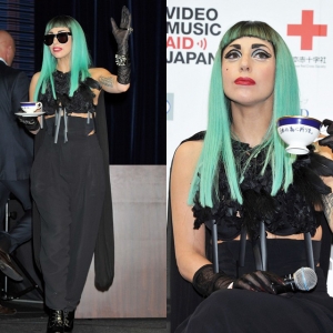 Lady Gaga помогает Японии