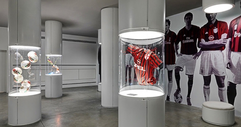 Красное и черное: новая штаб-квартира футбольного клуба \"Милан\"