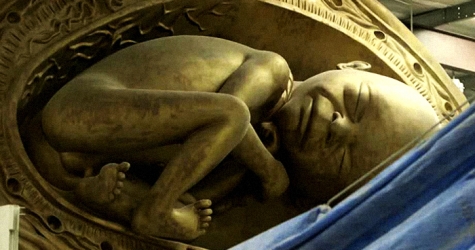 Скульптуры новорожденных Дэмиена Херста в Катаре