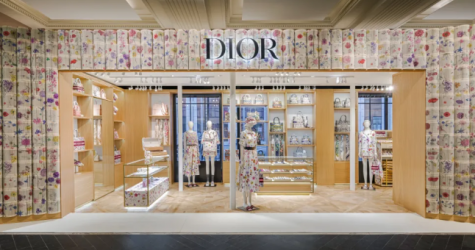 Dior запустил три летних поп-ап-магазина в универмаге Harrods