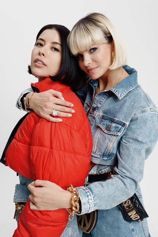 Все, что нужно знать о дружбе, — в специальной съемке Moschino [tv] H&M и BURO.