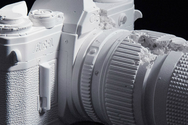 Даниэль Аршам создал серию скульптур-фотокамер