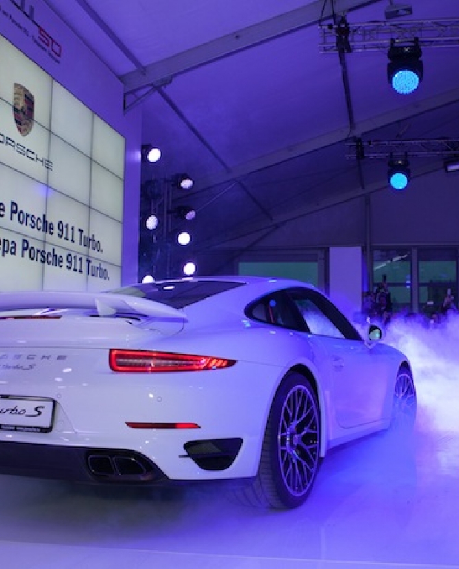 Porsche в Москве: автопробег и презентация