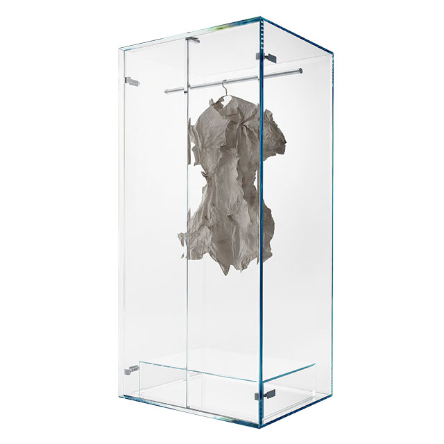 Стеклянный  гардероб, диз. Т. Йошиока, Glas Italia. Закаленное стекло, толщина  листов 12 мм