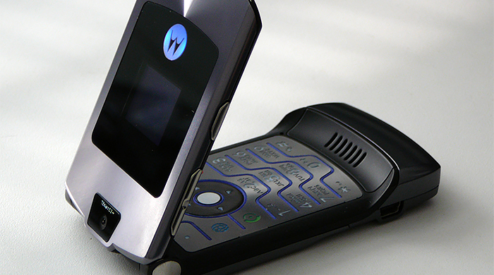 Motorola предупреждает: "раскладушка" возвращается