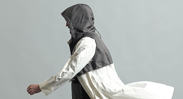 Голландский бренд создал модную одежду для монахов