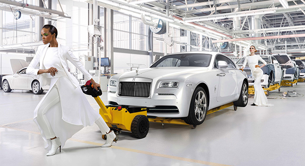 Rolls-Royce представил автомобиль, вдохновленный показами Haute Couture