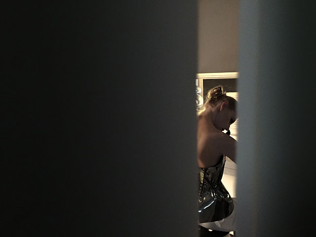 Екатерина Щеглова в кадре Анны Меликян для лукбука Apartment 26 (фото 9)